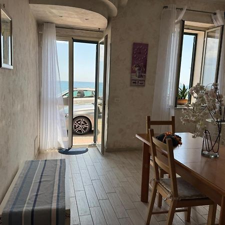 Casa Vacanza Sweet Home Giardini-Naxos Exterior foto