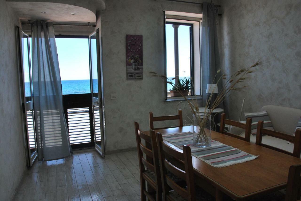 Casa Vacanza Sweet Home Giardini-Naxos Exterior foto