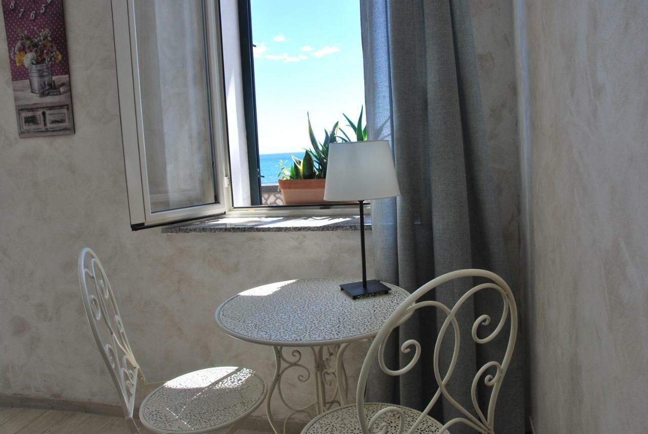 Casa Vacanza Sweet Home Giardini-Naxos Exterior foto